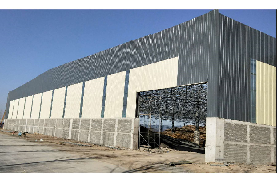 河北鴻坤建材有限公司鋼結構料棚項目1