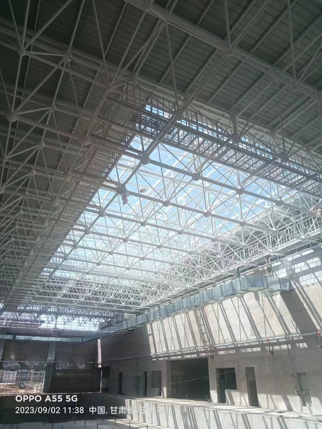 山東華中工程案例——甘肅定西游泳館、體育館網架工程